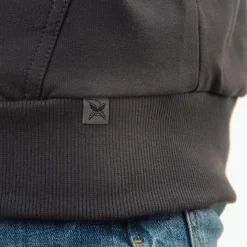 Bluza rozpinana antracytowa, haft kurvinox szary, czerwone kły