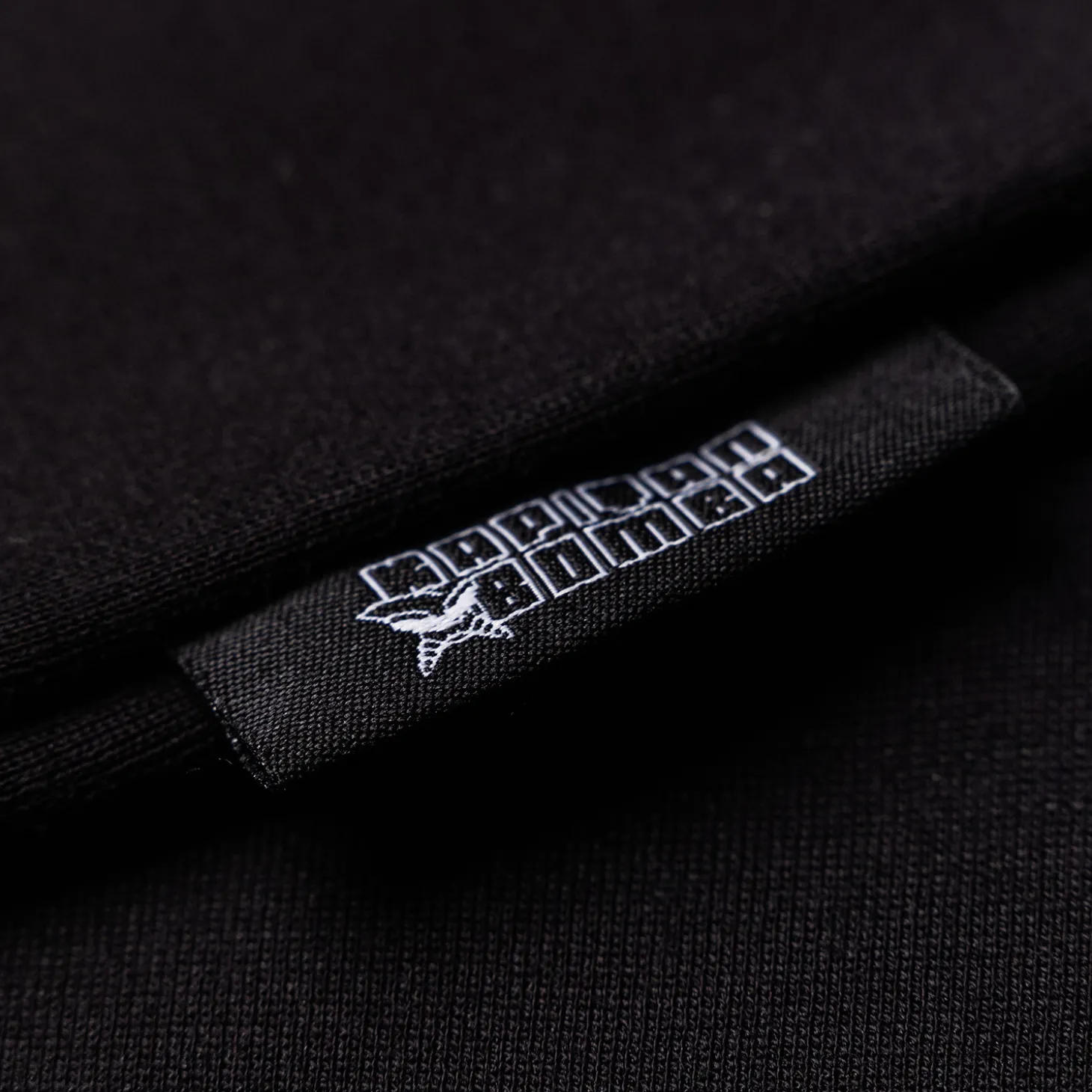 Bluza z kapturem – haft Kapitan Bomba