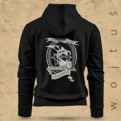 Bluza z kapturem – od zera do klasy średniej i to w kilka lat